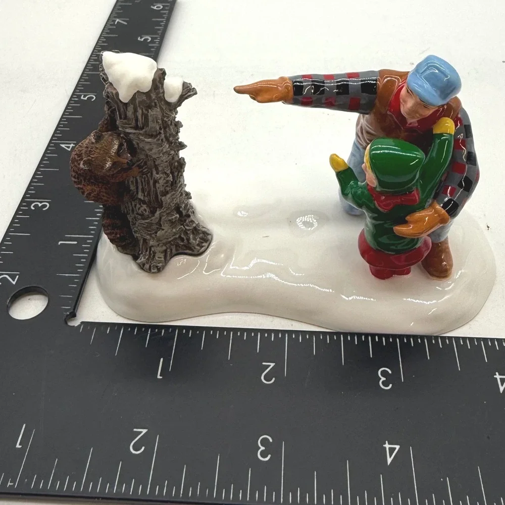 Department 56 Snow Village Hiking in the woods Figurine Winter Christmas Decor